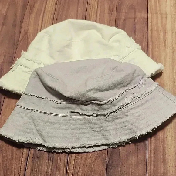 Lot of 2 Steve madden hats - Picture 2 of 8